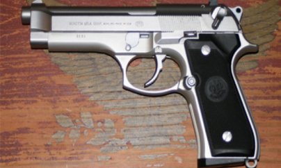 Şagird məktəbliləri gülləbaran etdi:   1 ölü, 4 yaralı