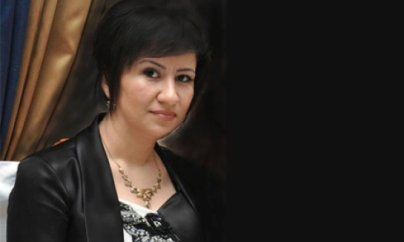 "Qara gözlüm,  yoruldun yaşamaqdan?!"  - Elnaz Eyvaz