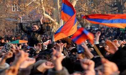 Prezident Administrasiyası qarşısında aksiya   - İrəvanda