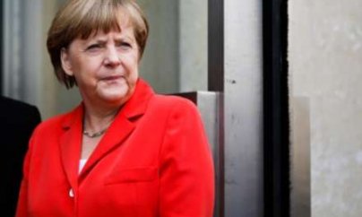 Merkel dünya birliyi üçün təhlükələri açıqladı