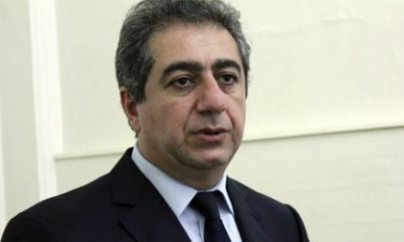 Qubad İbadoğlu manatdan yazdı: 