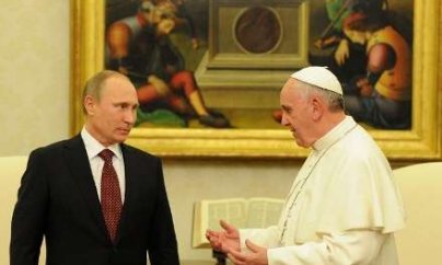 Putin Papanı bir saat gözlətdi