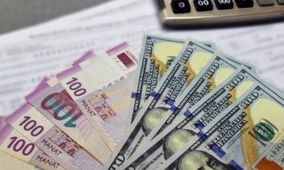 Dolları olanlara pis xəbər: manat 30% bahalaşacaq