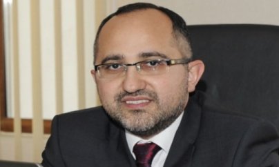 Normal çalışan tək institut korrupsiyadır