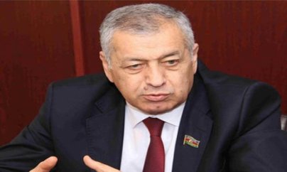 Vahid Əhmədov pensiya yaşının artırılmasına qarşı çıxdı