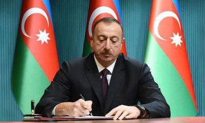 Prezident Mərkəzi Bankın sədr müavinini vəzifədən azad etdi