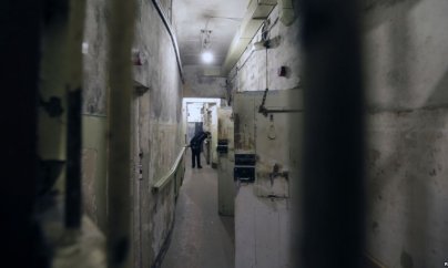 Həbsdəki redaktor işgəncəyə məruz qaldığını deyir