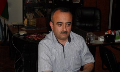 Mitinqə getdiyinə görə işdən çıxarılan həkim məhkəməyə üz tutub