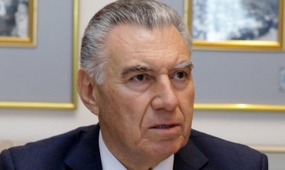 “Məni sifarişlə şantaj edirlər” - Əli Həsənov