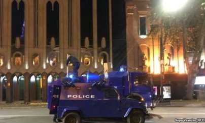 Gürcüstanın baş naziri etirazçıları sakitliyə çağırır