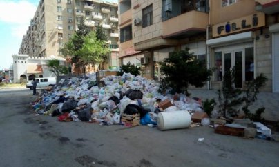 Bakının zibilli küçələri: 