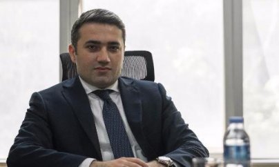 Azərbaycanda bank sədrinin müavini 100 milyon manatla ölkədən qaçıb?