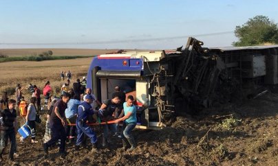 Türkiyədə qatar aşıb: 10 ölü, 73 yaralı var