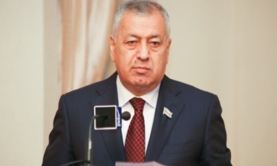 Vahid Əhmədov: 