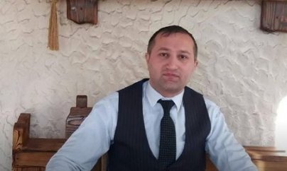 Atasını Gürcüstana aparan baş redaktor sərhəddən buraxılmadı