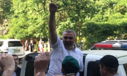 Ali Məhkəmə Əfqan Muxtarlını həbsdə saxlayıb