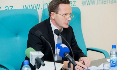 ''Azərbaycanda hər yerdə, hamıya rüşvət vermək lazımdır''