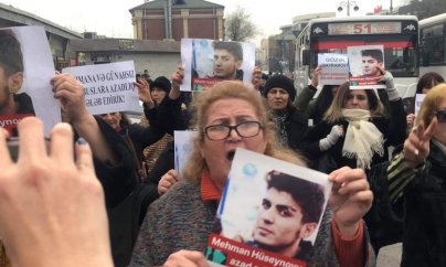 Bakıda Mehman Hüseynova dəstək aksiyası keçirildi