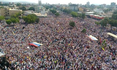 Venesuelada prezident istefaya çağırıldı - Trampdan dəstək