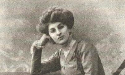 Atatürkə qarşı çıxan ilk qadın siyasətçi – Xalidə Edib