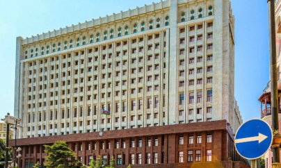 Əfv Komissiyası yenidən toplanıb