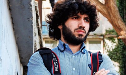 Fotomüxbir Əziz Kərimova akkreditasiya qadağası qoyulub