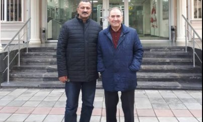 Bu ölkəyə qabırğa olanlar...