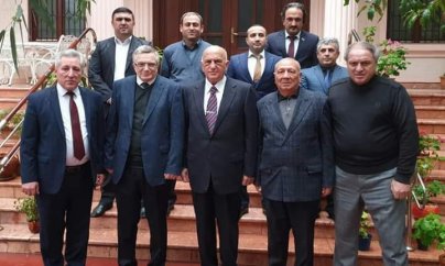 Əli İnsanovun yeni partiya yaratdığı bildirilir