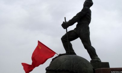 Azərbaycanda sola meyllənmə artır?