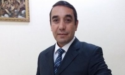 Dahi Nizaminin hörmətsiz edilən büstü