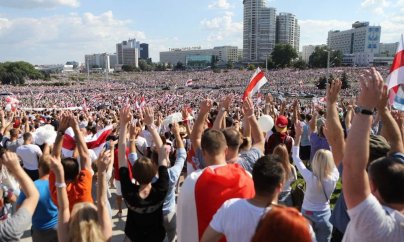 Belarusda 100 minlərlə insan Lukaşenkoya “Get!” dedi