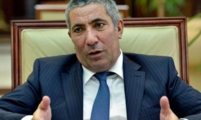 Siyavuş Novruzovun istefası qəbul edildi