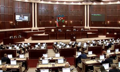 Milli Məclisdə Tofiq Yaqubludan danışdılar