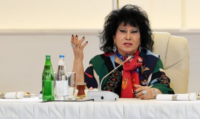 Zeynəb Xanlarova Tofiq Yaqublu ilə bağlı prezidentə müraciət etdi