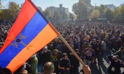 Yerevanda kütləvi etiraz aksiyası: Paşinyanın istefası tələb olunur