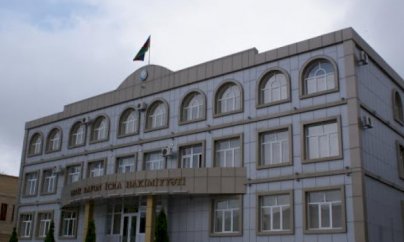 İcra Hakimiyyətlərinin sevimli Abıyevi: Bir manatlıq “böyük” şirkət...