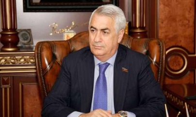 Cavid Qurbanov şəhərin düz mərkəzində ödənişli parkinq yaratdı - FOTO