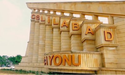 Bələdiyyə sədri qəbiristanlığın zibillənməsinə görə cəzalandırıldı