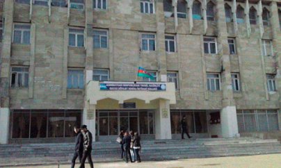 “Nazirlik kollec direktorunun 10 minlərlə manat yeyintisinə niyə göz yumur?”