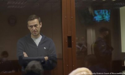 Həkimlər Navalnıdan aclığı dayandırmasını istəyir