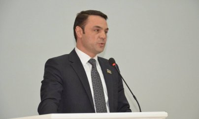 Baş Prokurorluq: Polisi döyən deputata cinayətiş işi açılıb (Yenilənib)