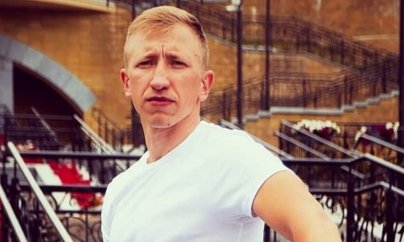 Belaruslu fəal Kiyevdə ağacdan asılmış vəziyyətdə tapılıb