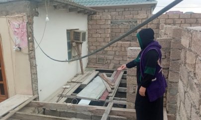 “İcra hakimiyyəti taxta evi söküb, bizi küçədə qoydu”