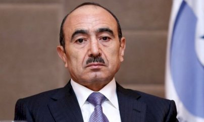 “Jurnalistlərin binasında materialların alınmasına Əli Həsənovun oğlu nəzarət edirdi”