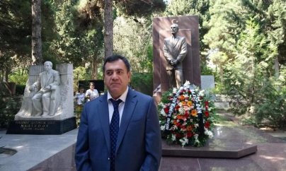 Azərbaycanda partiya sədrinin milyonluq mülkləri