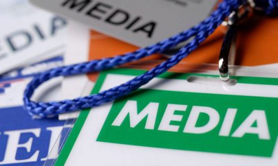 Media reyestrinə daxil edilən jurnalistlərə vahid vəsiqə veriləcək