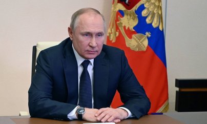 Araşdırma: Putini səfərlərdə həkimlər qrupu, o cümlədən onkoloq cərrah müşayiət edir