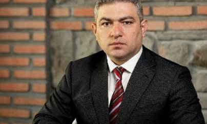 Vəkil polis bölməsində zorakılığa məruz qaldığını deyir