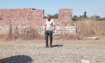 Cəlilabad sakini: “102-yə zəng etdiyim üçün polis rəisi məni döydü”