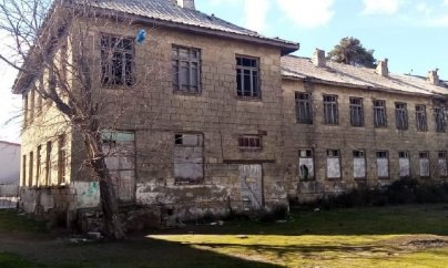 Azərbaycanda 960 məktəb yararsız haldadır